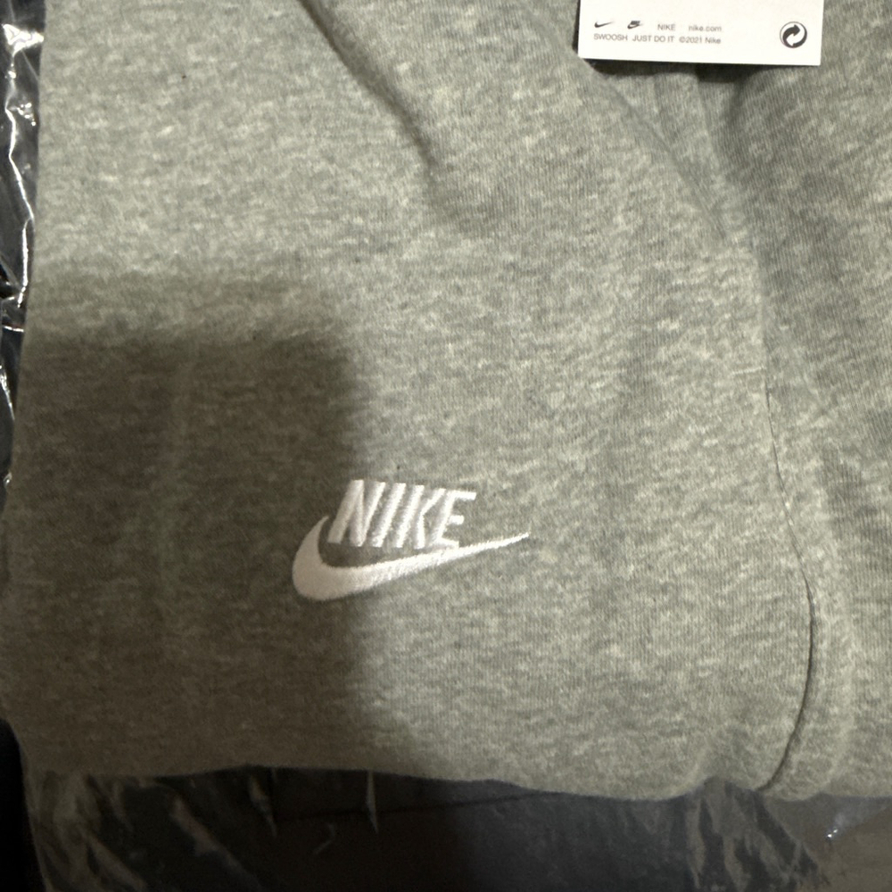 Nike Gray Standard Fit Taper Leg Sweatpants w/Pockets size XL - Picture 3 of 8
